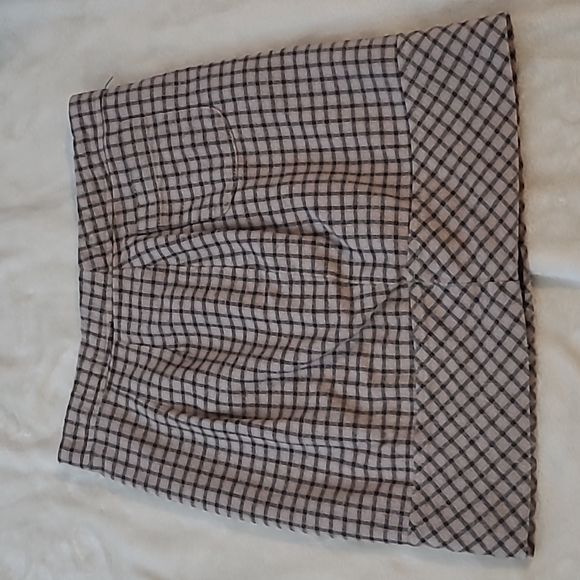 Plaid Mini Skirt with Pockets - Picture 1 of 7